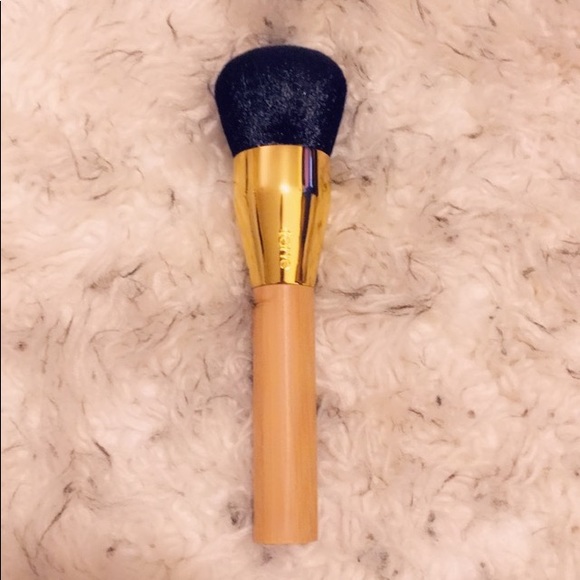 TARTE Powder Player Bamboo Pressed Powder Brush - Picture 8 of 8